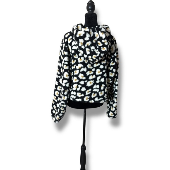Wild Fable Black With Tan/White Animal Print Cropped Fleece Hooded Sweatshirt - Picture 6 of 16